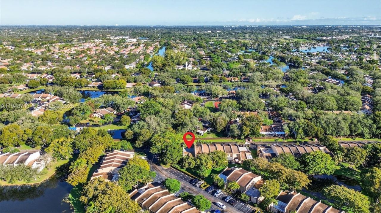 9770 NW 15th St , Unit 293, Pembroke Pines, FL 33024 Photo