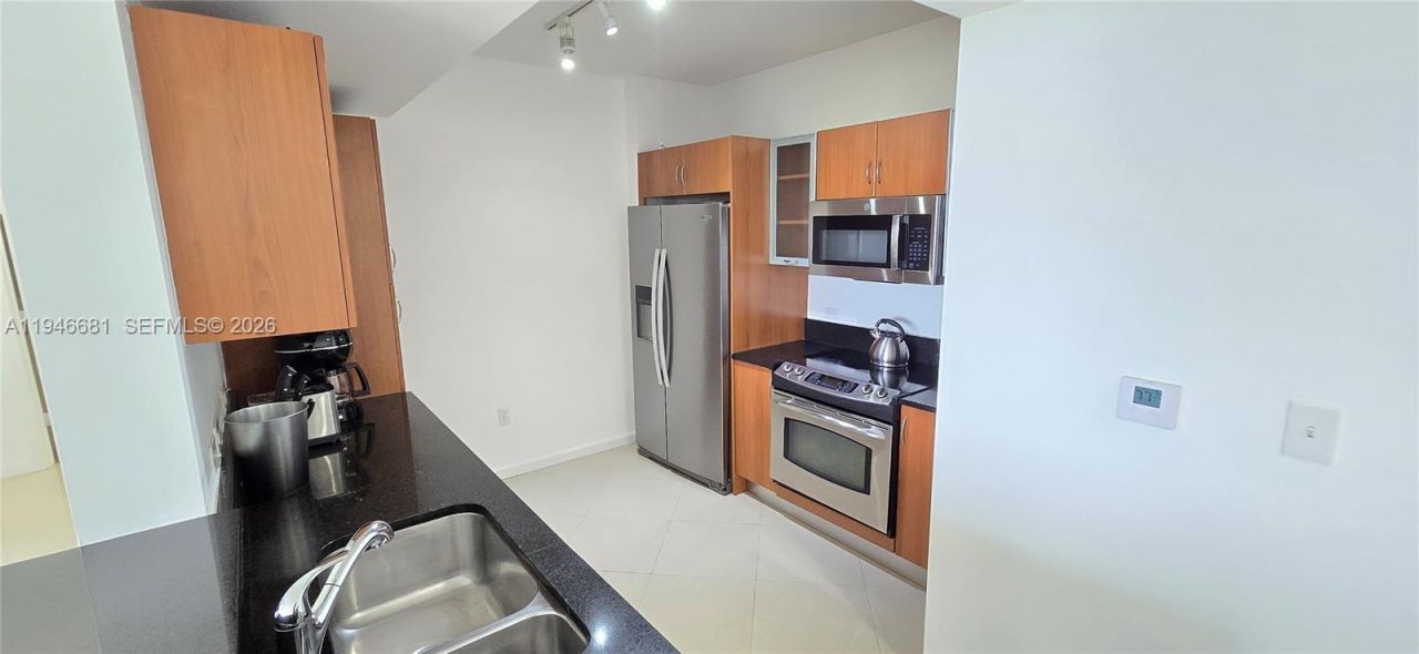 2775 NE 187th St, Unit 506, Aventura, FL 33180 Photo