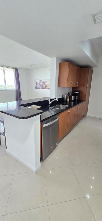 2775 NE 187th St, Unit 506, Aventura, FL 33180 Photo