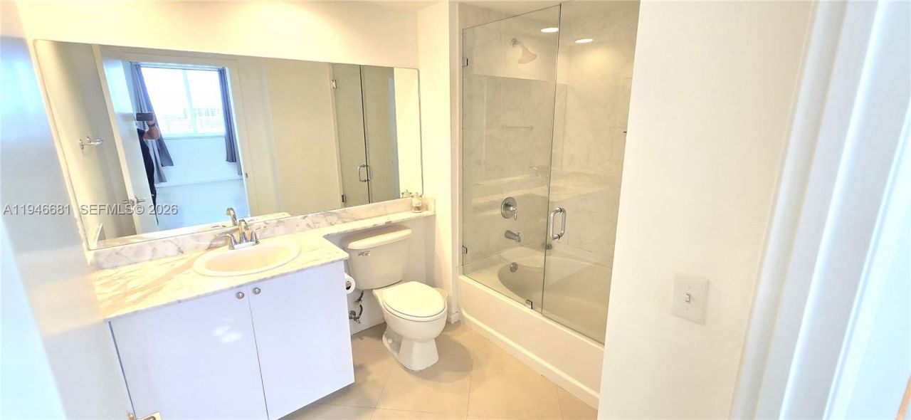 2775 NE 187th St, Unit 506, Aventura, FL 33180 Photo