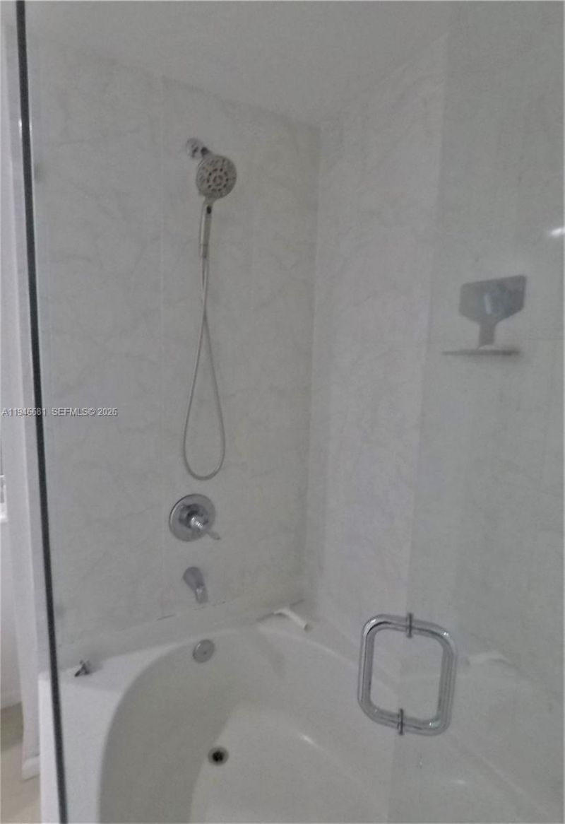 2775 NE 187th St, Unit 506, Aventura, FL 33180 Photo