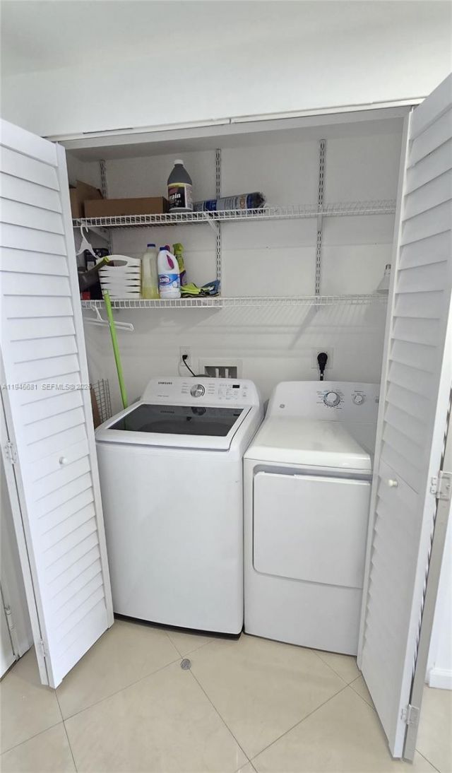 2775 NE 187th St, Unit 506, Aventura, FL 33180 Photo