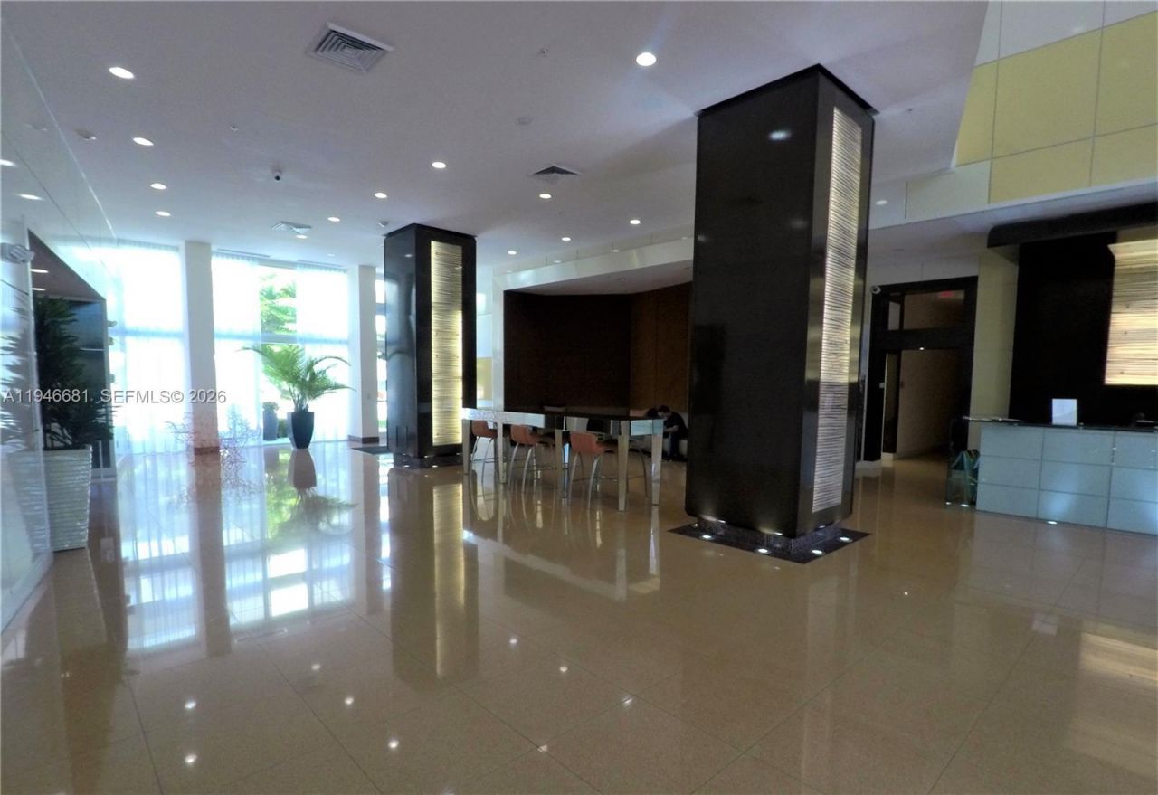 2775 NE 187th St, Unit 506, Aventura, FL 33180 Photo