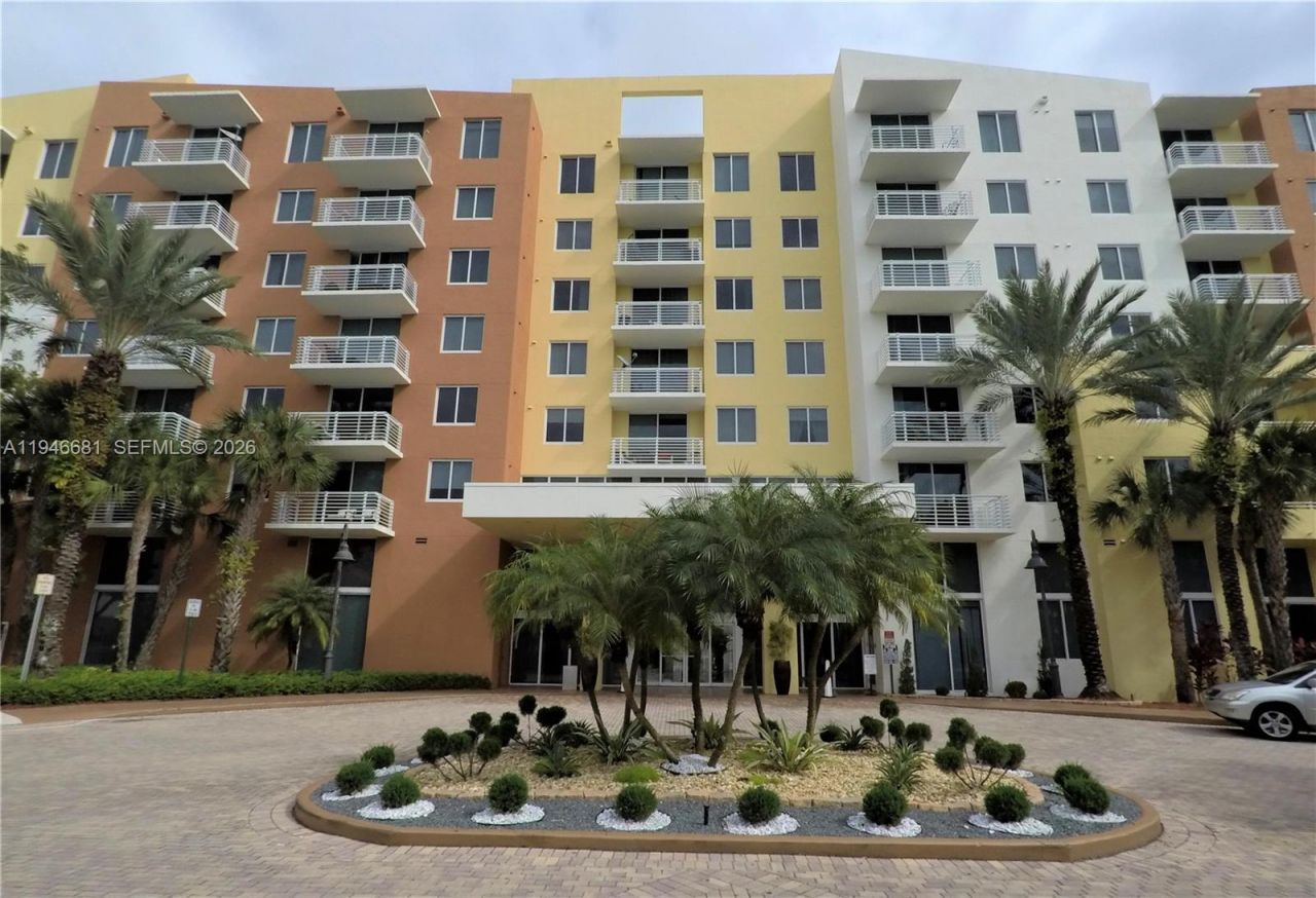 2775 NE 187th St, Unit 506, Aventura, FL 33180 Photo