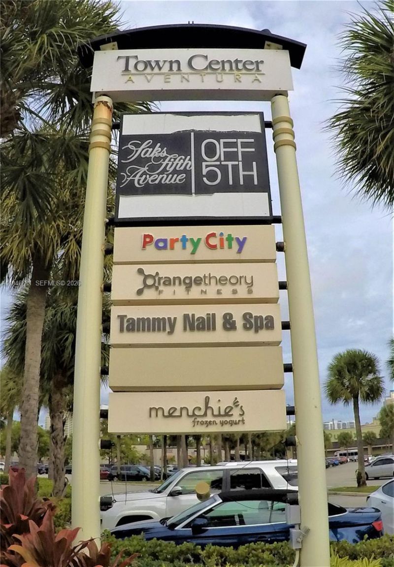 2775 NE 187th St, Unit 506, Aventura, FL 33180 Photo