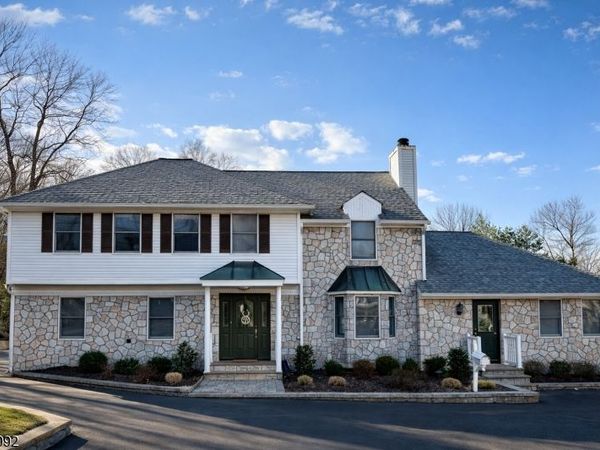 91 Eagle Rock Ave, Roseland, NJ 07068