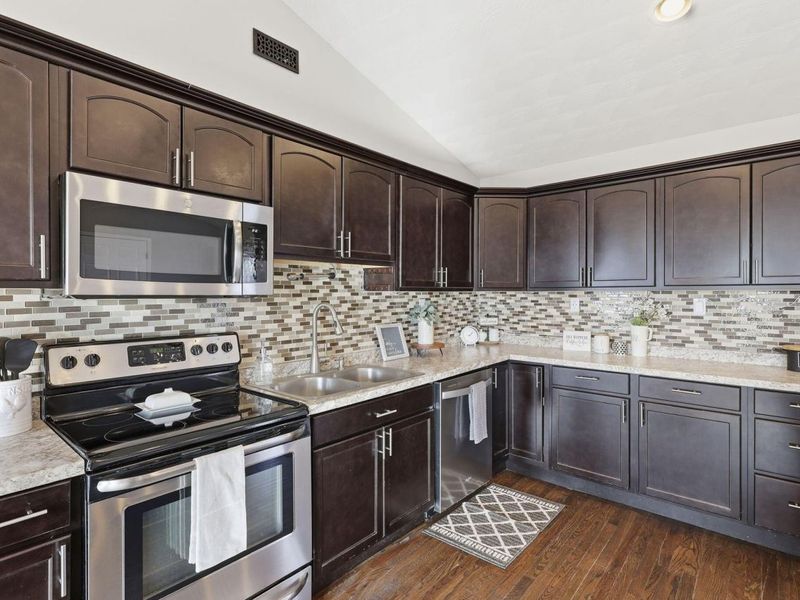 12500 London Road, Orient, OH 43146 Photo 12