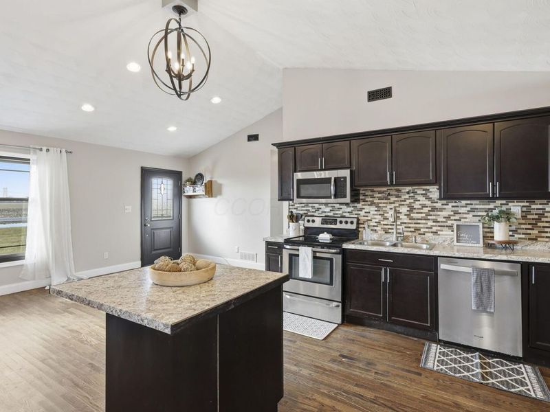 12500 London Road, Orient, OH 43146 Photo 16