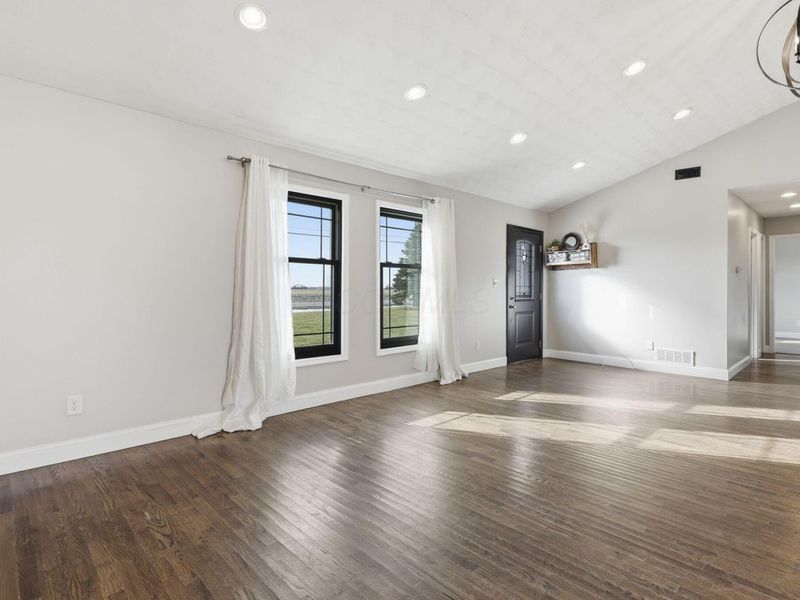 12500 London Road, Orient, OH 43146 Photo 8