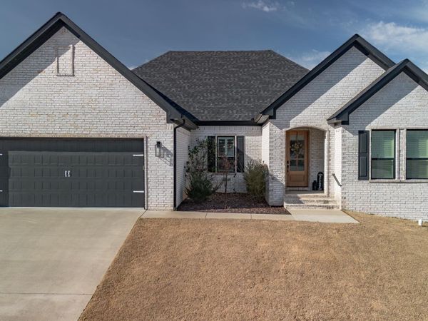 861 Oak Forest Circle, Sherwood, AR 72120