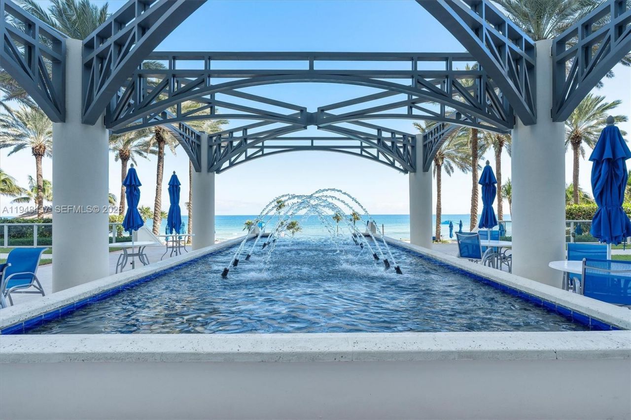 19333 Collins Ave, Unit 703, Sunny Isles Beach, FL 33160 Photo