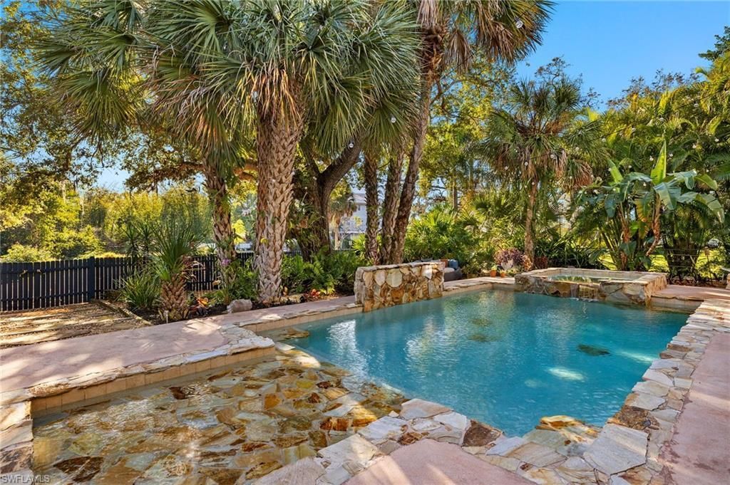 11065 Smokey Dr, Bonita Springs, FL 34135 Photo