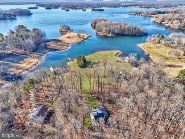 11800 DUKES DRIVE, BUMPASS, VA 23024