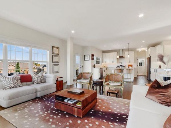 565 N Boulder Ridge DRIVE, Lake Geneva, WI 53147