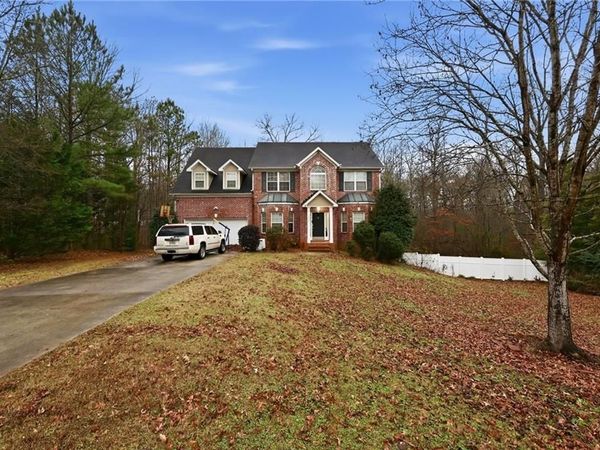 1062 Crown Landing Parkway, Mcdonough, GA 30252