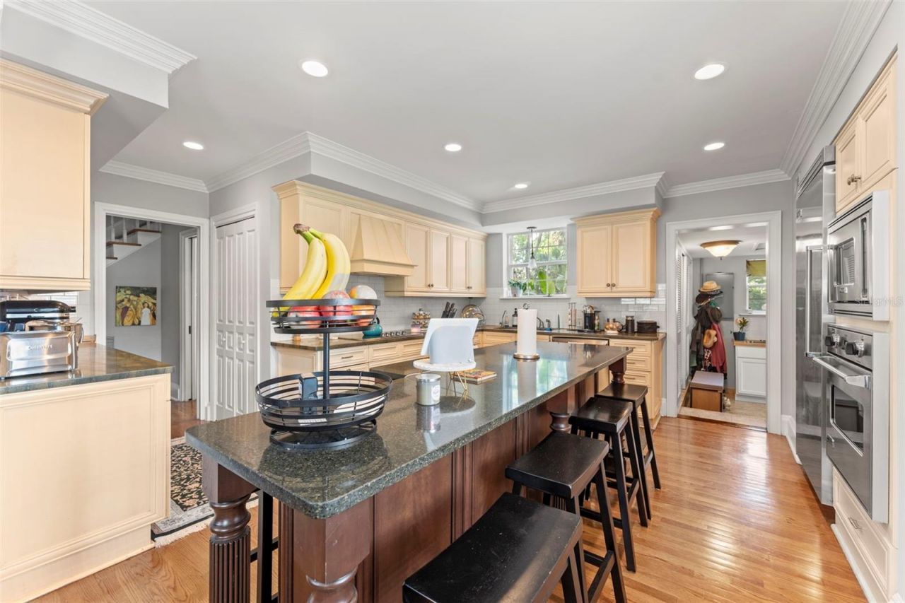 1221 Oriental Gardens Road, Jacksonville, FL 32207 Photo