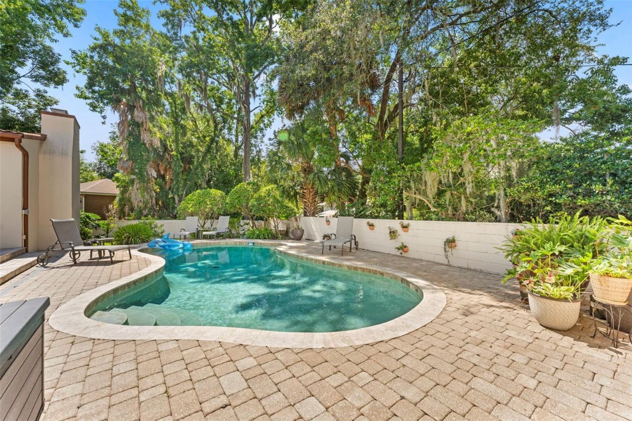 1221 Oriental Gardens Road, Jacksonville, FL 32207 Photo