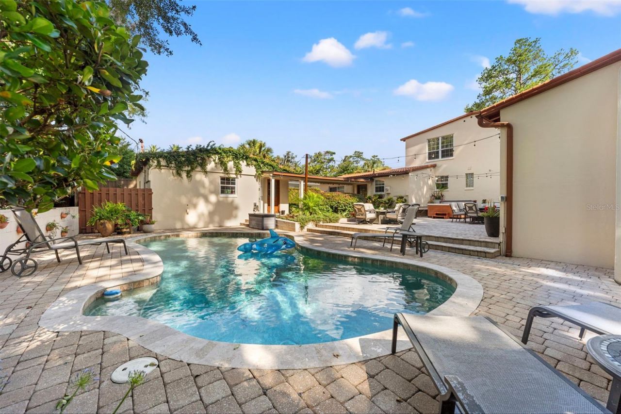 1221 Oriental Gardens Road, Jacksonville, FL 32207 Photo