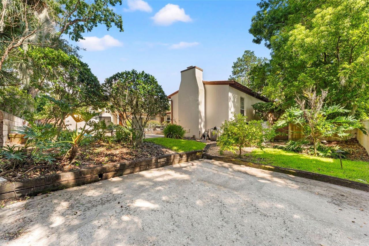 1221 Oriental Gardens Road, Jacksonville, FL 32207 Photo