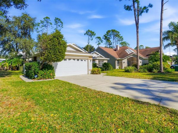 5712 WHITEBARK DRIVE, WESLEY CHAPEL, FL 33543