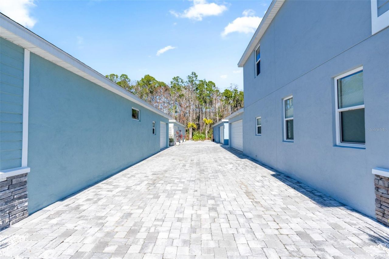 553 Venetian Palms Boulevard, New Smyrna Beach, FL 32168 Photo