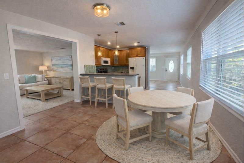 5721 10th Avenue N, Saint Petersburg, FL 33710 Photo