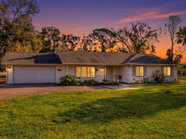 6812 41ST AVENUE E, BRADENTON, FL 34208