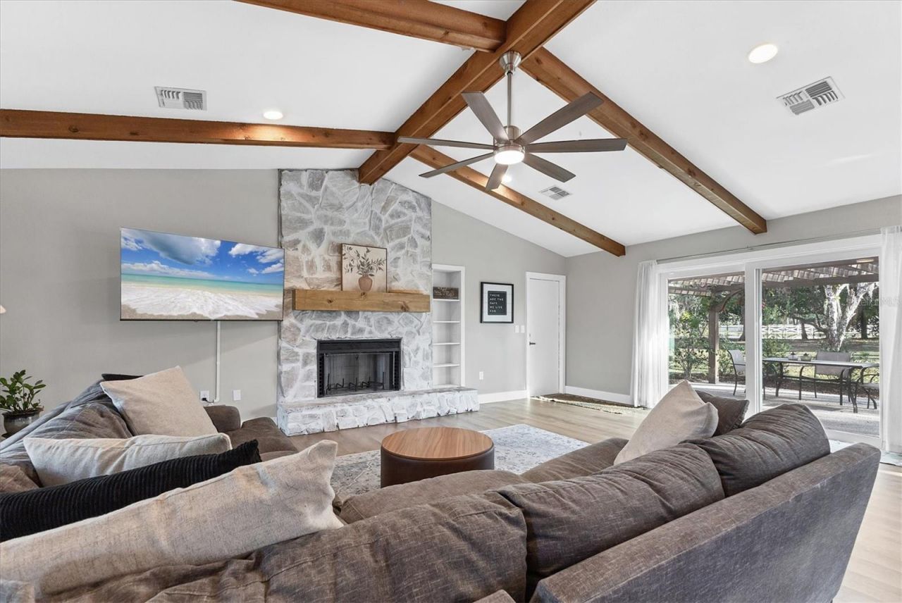 6812 41st Avenue E, Bradenton, FL 34208 Photo