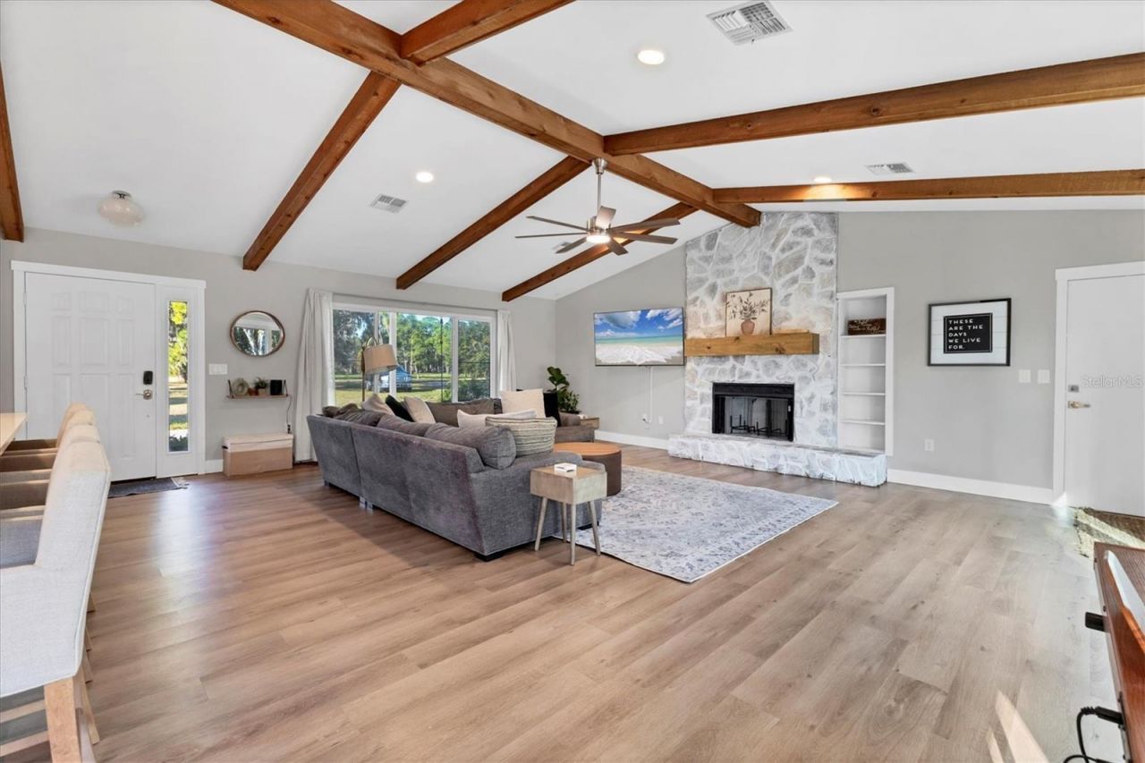 6812 41st Avenue E, Bradenton, FL 34208 Photo