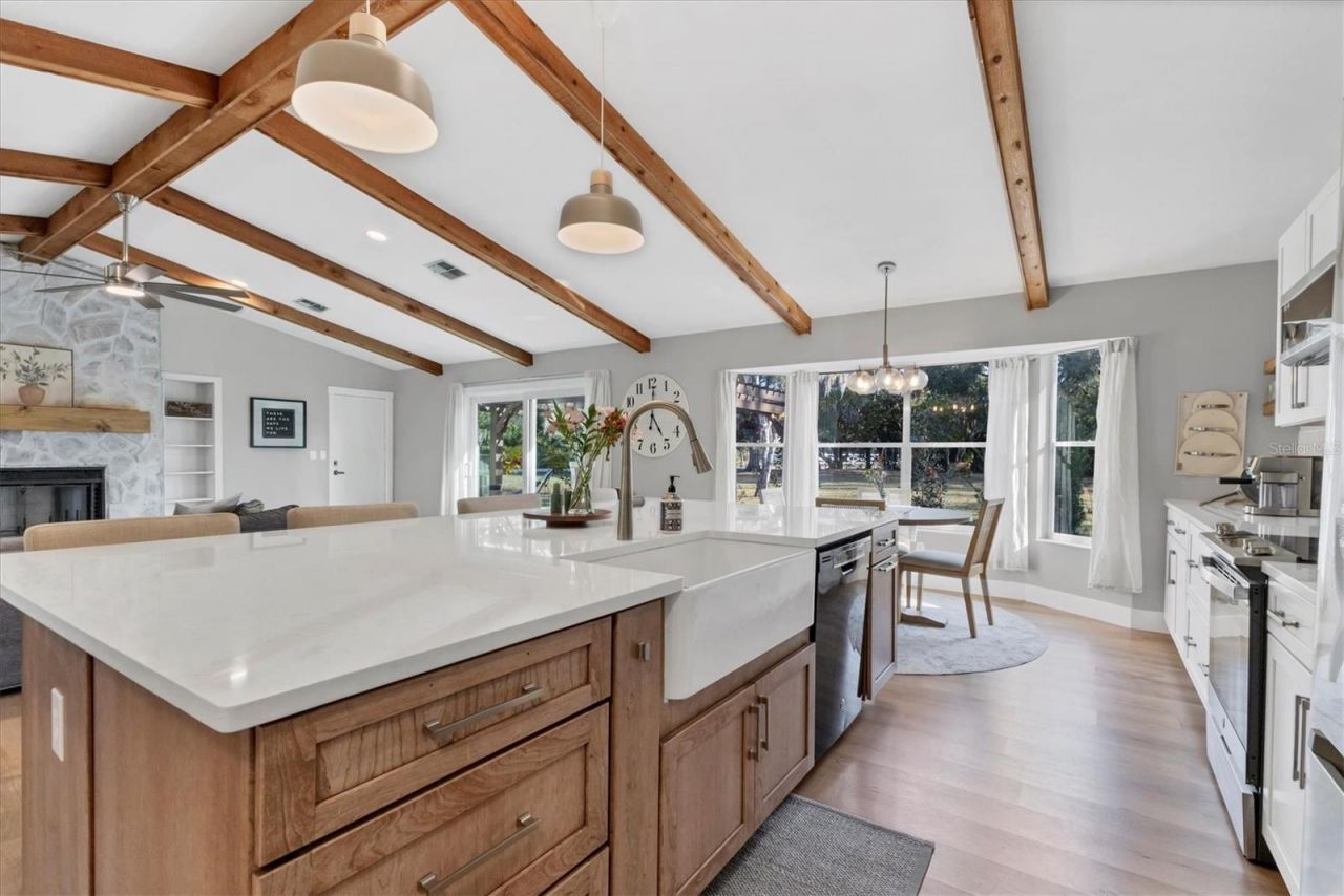 6812 41st Avenue E, Bradenton, FL 34208 Photo