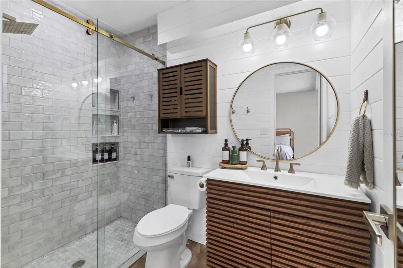 6812 41st Avenue E, Bradenton, FL 34208 Photo