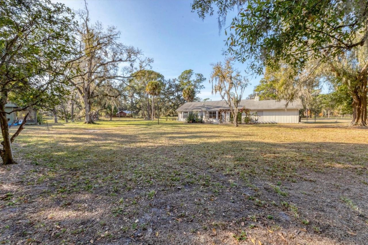 6812 41st Avenue E, Bradenton, FL 34208 Photo