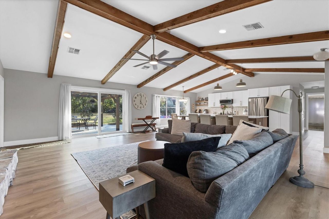 6812 41st Avenue E, Bradenton, FL 34208 Photo