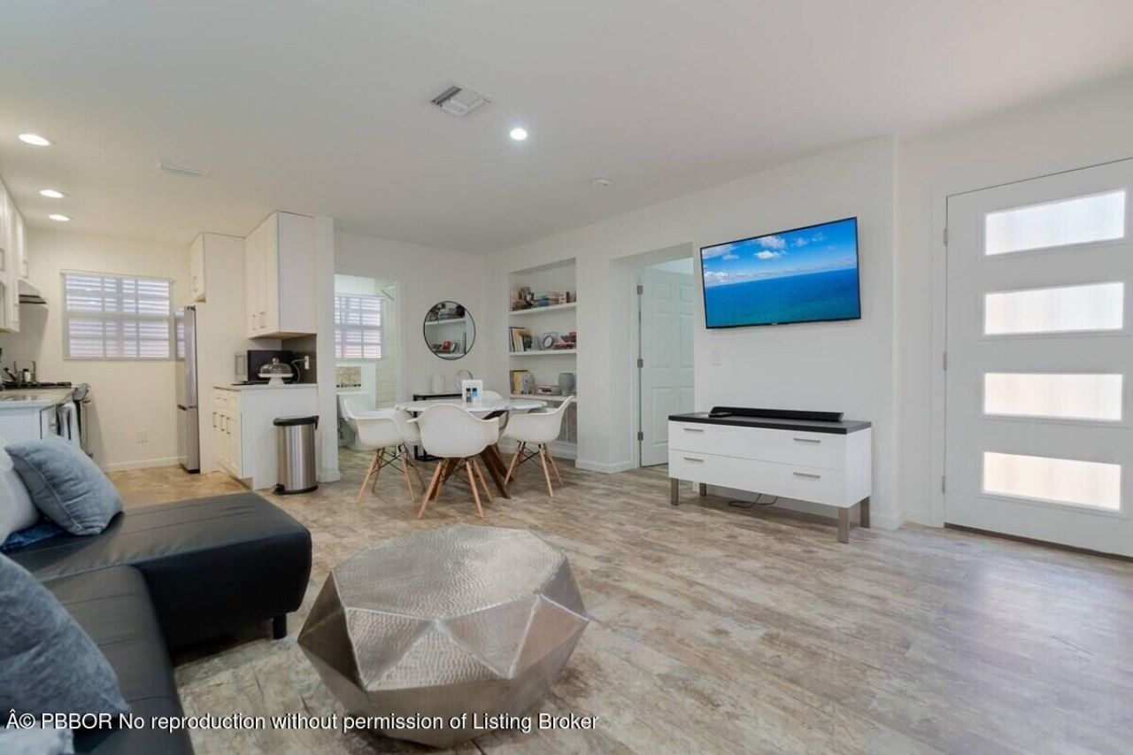 616 Claremore Drive, West Palm Beach, FL 33401 Photo