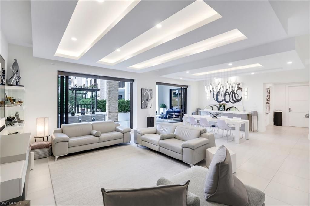 1135 3rd Ave S, Unit 210, Naples, FL 34102 Main Photo