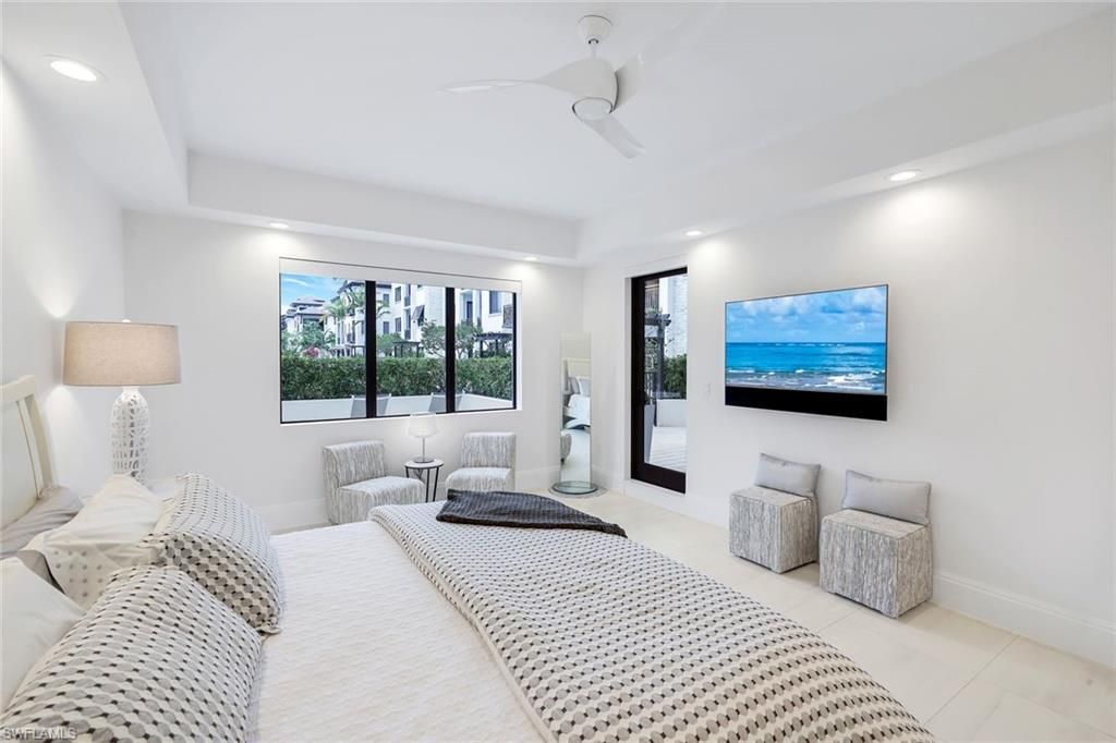 1135 3rd Ave S, Unit 210, Naples, FL 34102 Photo