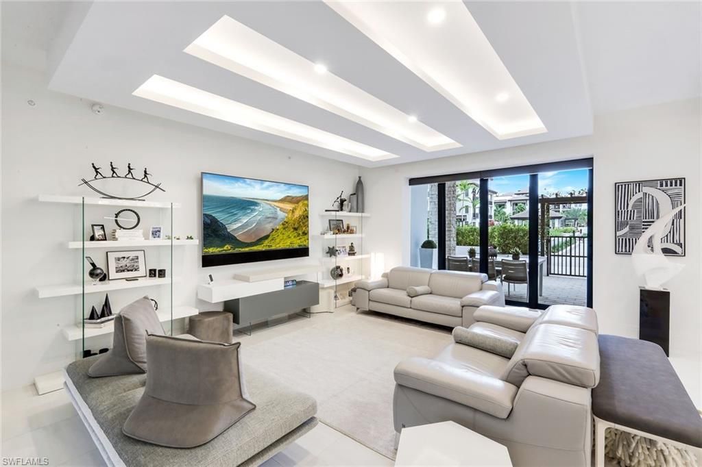 1135 3rd Ave S, Unit 210, Naples, FL 34102 Photo