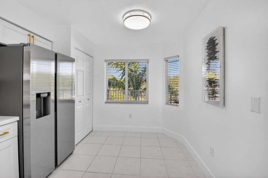 5778 Crystal Shores Drive, Unit 406, Boynton Beach, FL 33437 Photo