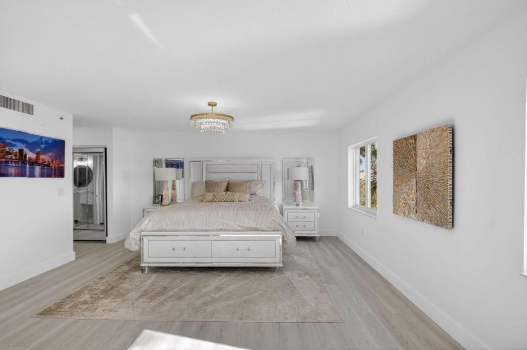 5778 Crystal Shores Drive, Unit 406, Boynton Beach, FL 33437 Photo