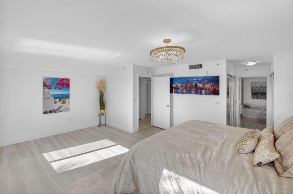 5778 Crystal Shores Drive, Unit 406, Boynton Beach, FL 33437 Photo