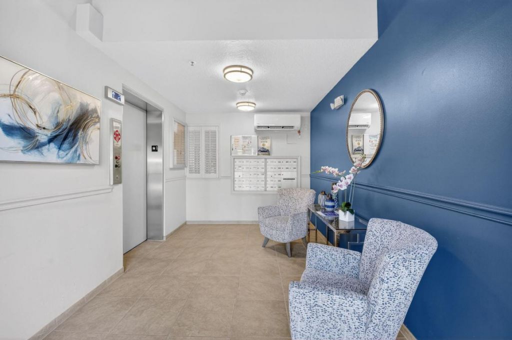 5778 Crystal Shores Drive, Unit 406, Boynton Beach, FL 33437 Photo