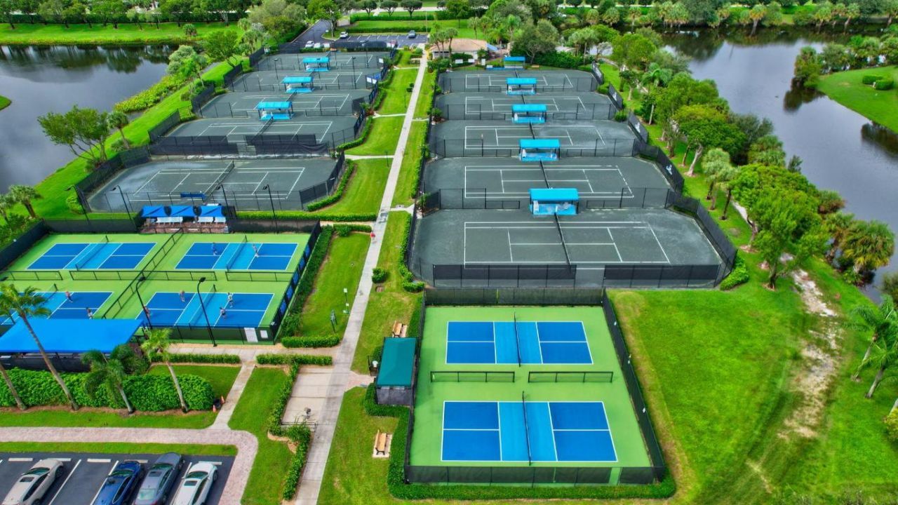 5778 Crystal Shores Drive, Unit 406, Boynton Beach, FL 33437 Photo