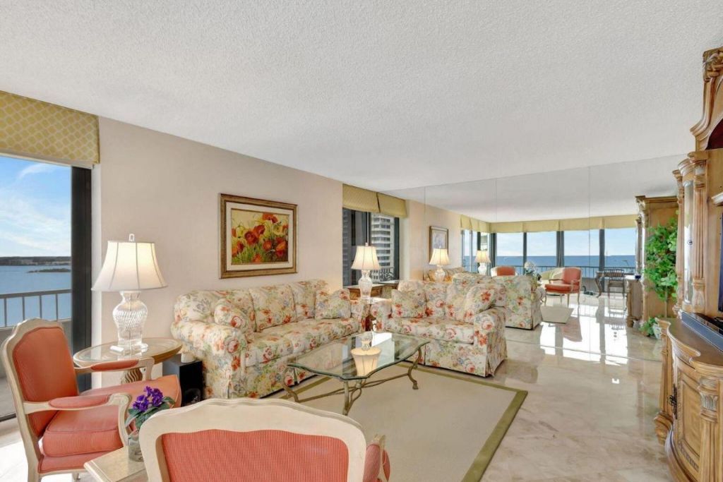5540 N Ocean Drive, Unit 15-B, Singer Island, FL 33404 Photo
