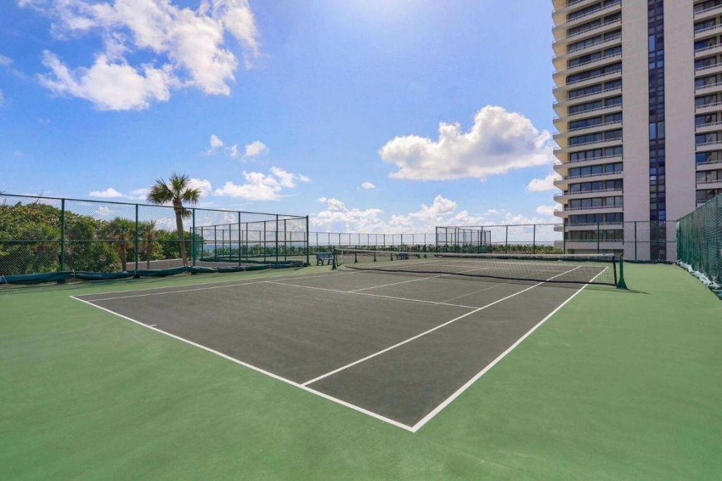 5540 N Ocean Drive, Unit 15-B, Singer Island, FL 33404 Photo