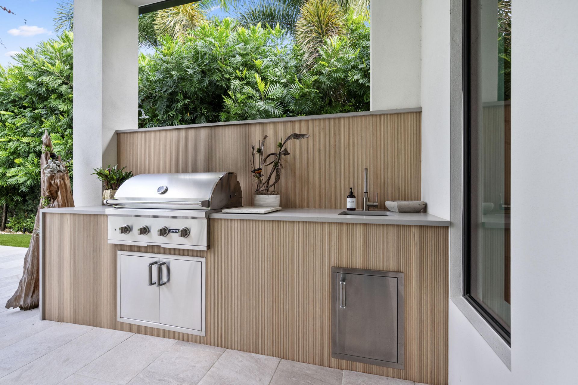 401 NE 2nd Street, Boca Raton, FL 33432 Photo