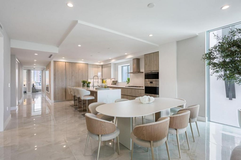 475 E Royal Palm Road, Unit 605, Boca Raton, FL 33432 Photo