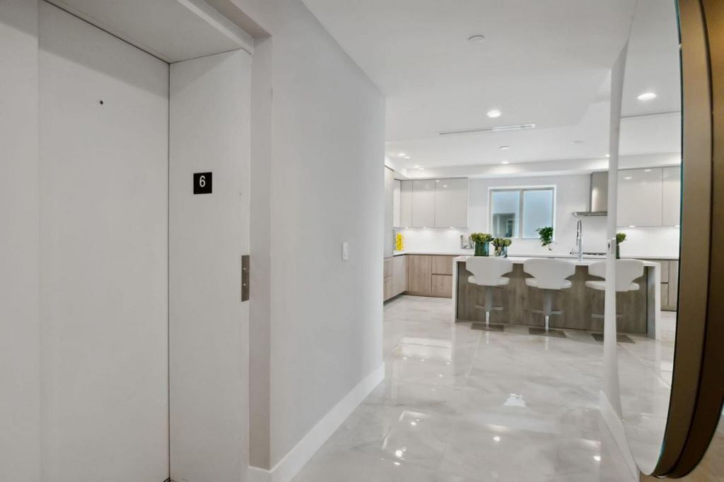 475 E Royal Palm Road, Unit 605, Boca Raton, FL 33432 Photo