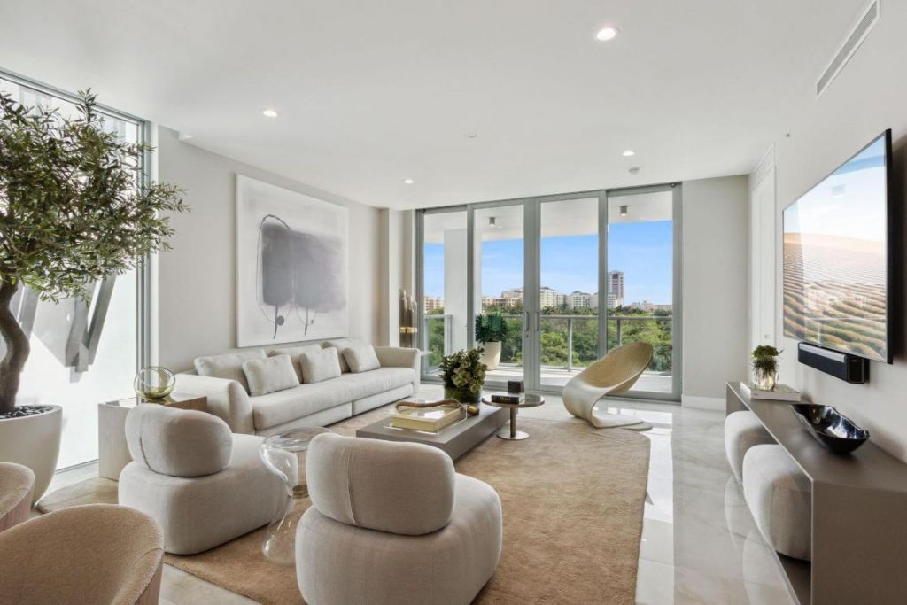 475 E Royal Palm Road, Unit 605, Boca Raton, FL 33432 Photo