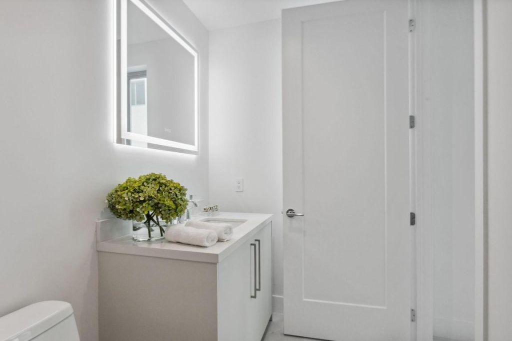 475 E Royal Palm Road, Unit 605, Boca Raton, FL 33432 Photo