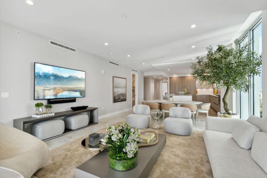 475 E Royal Palm Road, Unit 605, Boca Raton, FL 33432 Photo